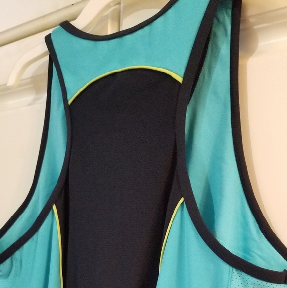 Performance wear - Picture 3 of 8